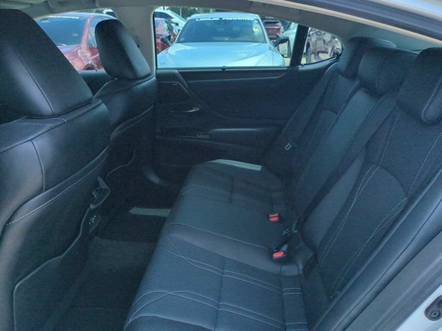 Certified 2025 Lexus ES 350 Ultra Luxury w/ Accessory Package (Z2) FWD image 13