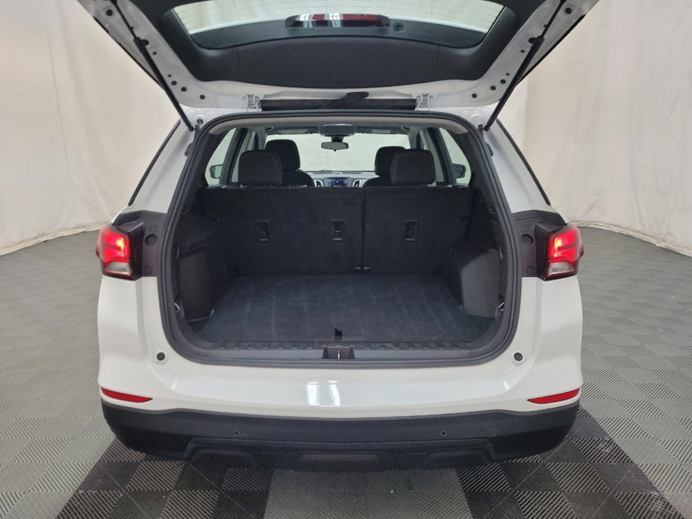 Used 2022 Chevrolet Equinox LS AWD/4WD image 29