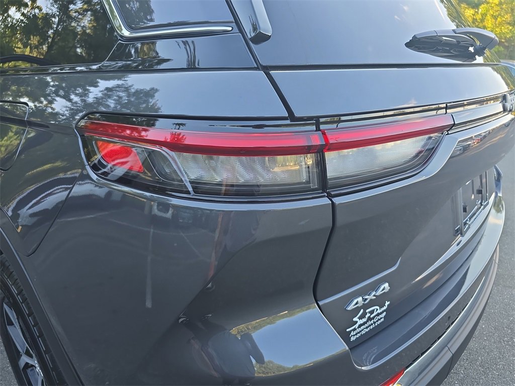 New 2025 Jeep Grand Cherokee Limited image 35