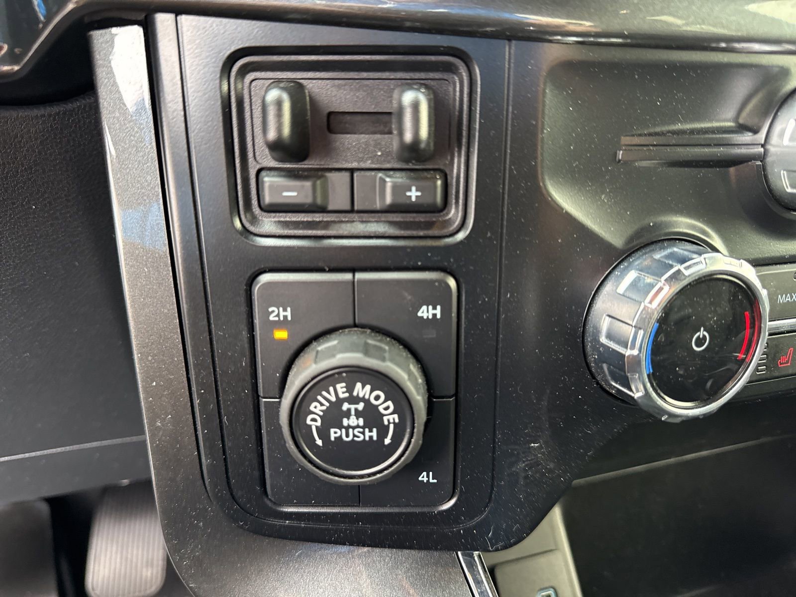 Used 2023 Ford F150 XLT w/ Equipment Group 302A High image 23