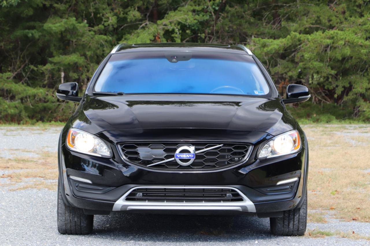 Used 2018 Volvo V60 T5 Cross Country w/ Convenience Package AWD/4WD image 42