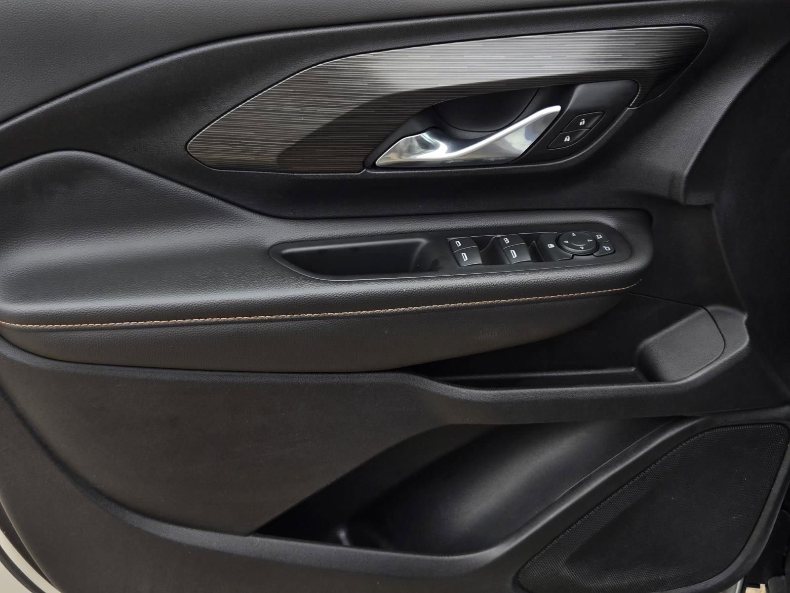 Used 2019 GMC Terrain SLT image 20