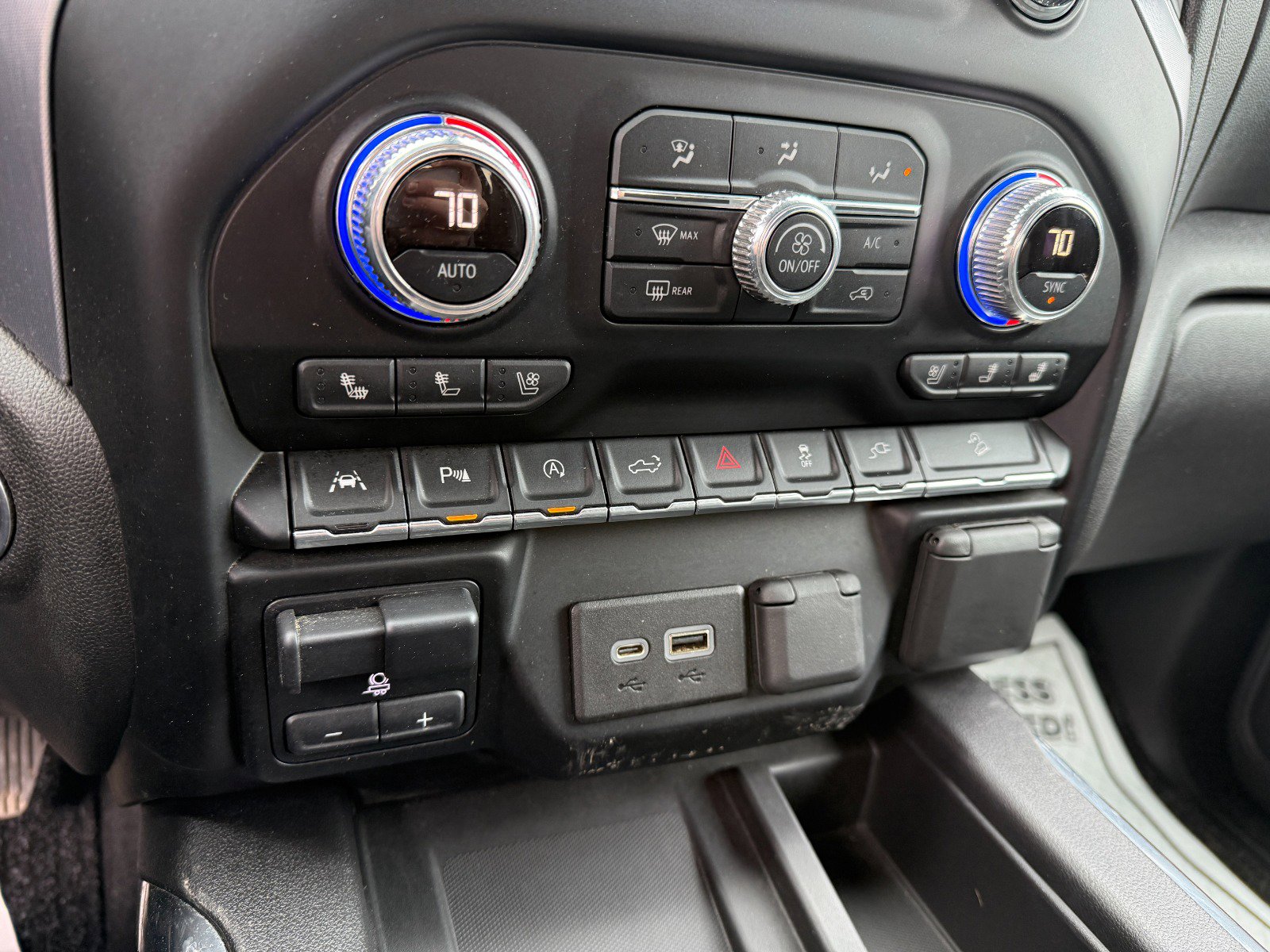 Used 2020 GMC Sierra 1500 SLT w/ SLT Premium Plus Package image 35