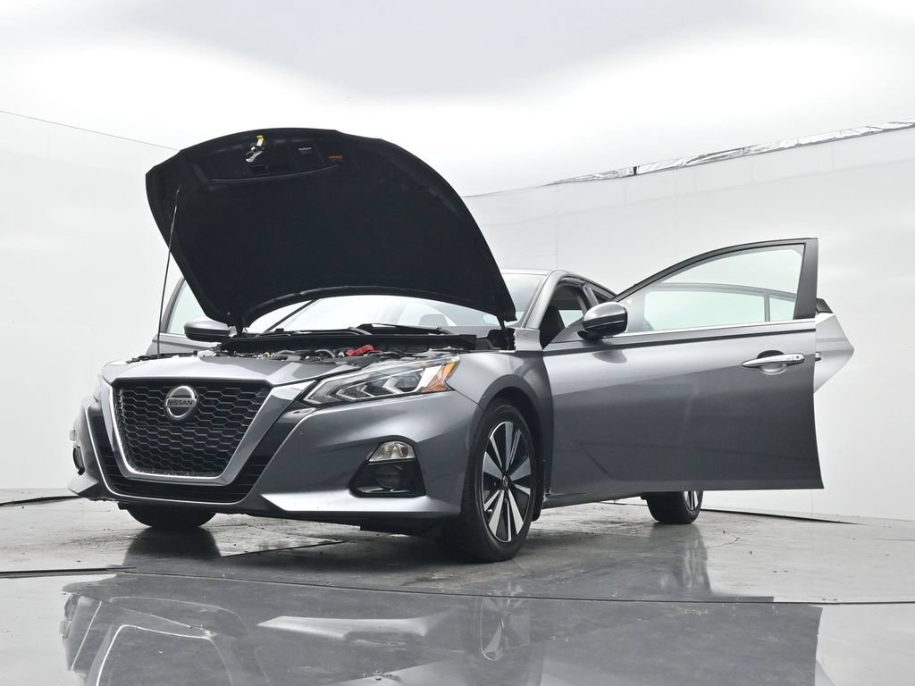 Used 2022 Nissan Altima 2.5 SL FWD image 31