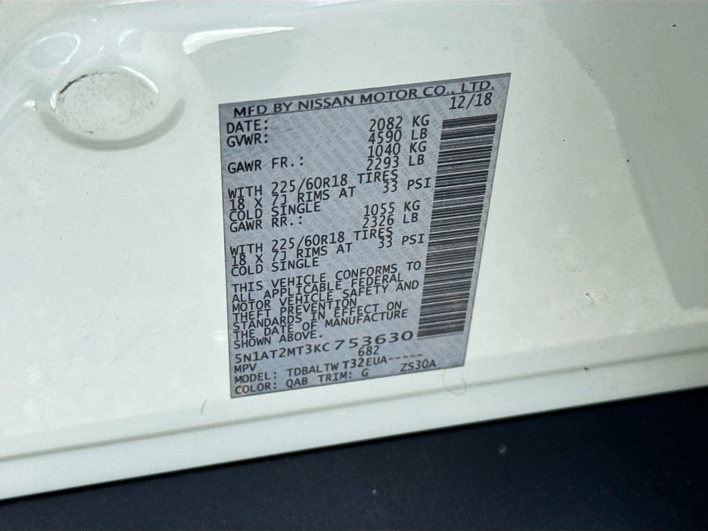 Used 2019 Nissan Rogue SV w/ Premium Package image 25