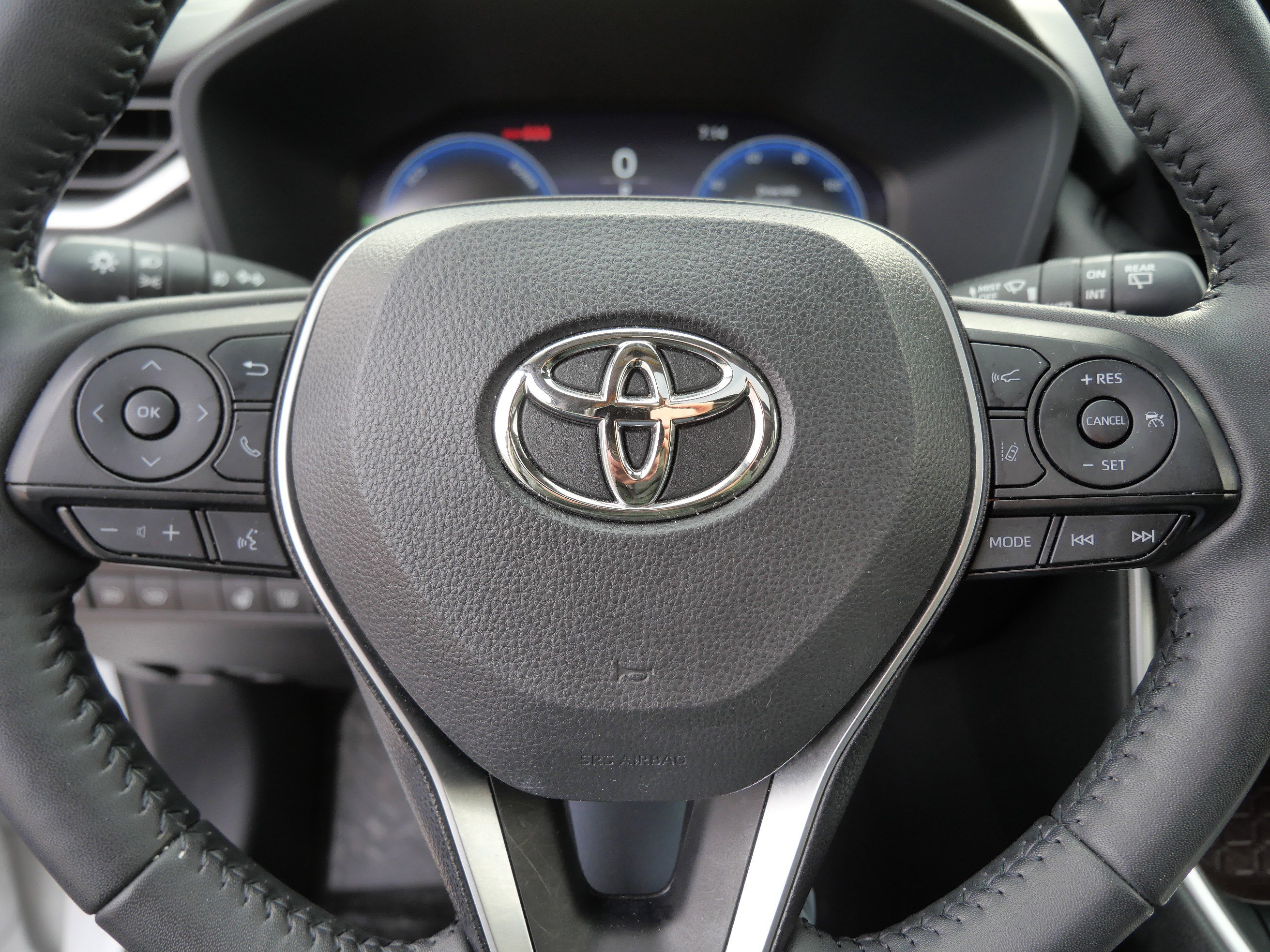 Used 2023 Toyota RAV4 Limited w/ Limited Grade Weather Package AWD/4WD image 25