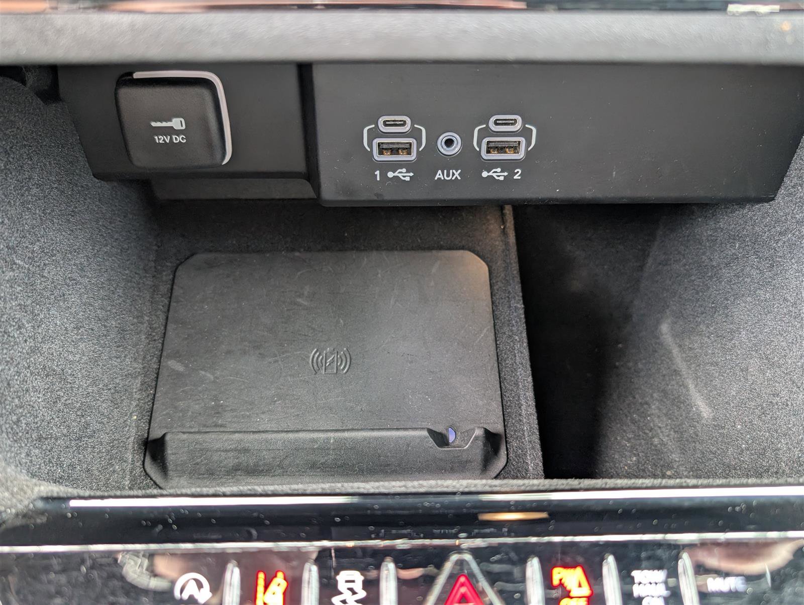 Used 2024 Jeep Wagoneer L Series II w/ Flexible Seating Group image 27