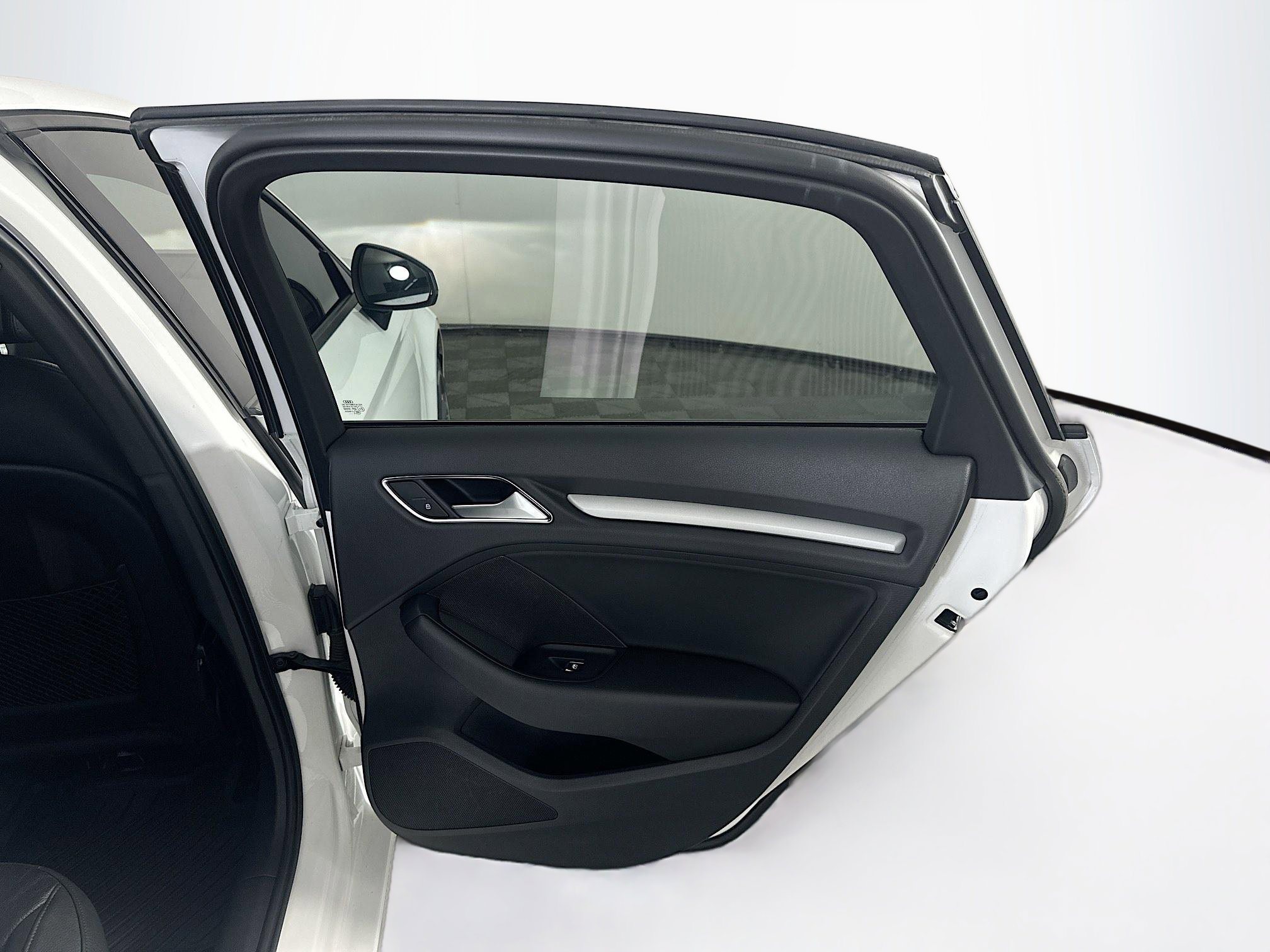 Used 2018 Audi A3 2.0T Premium w/ Convenience Package image 31