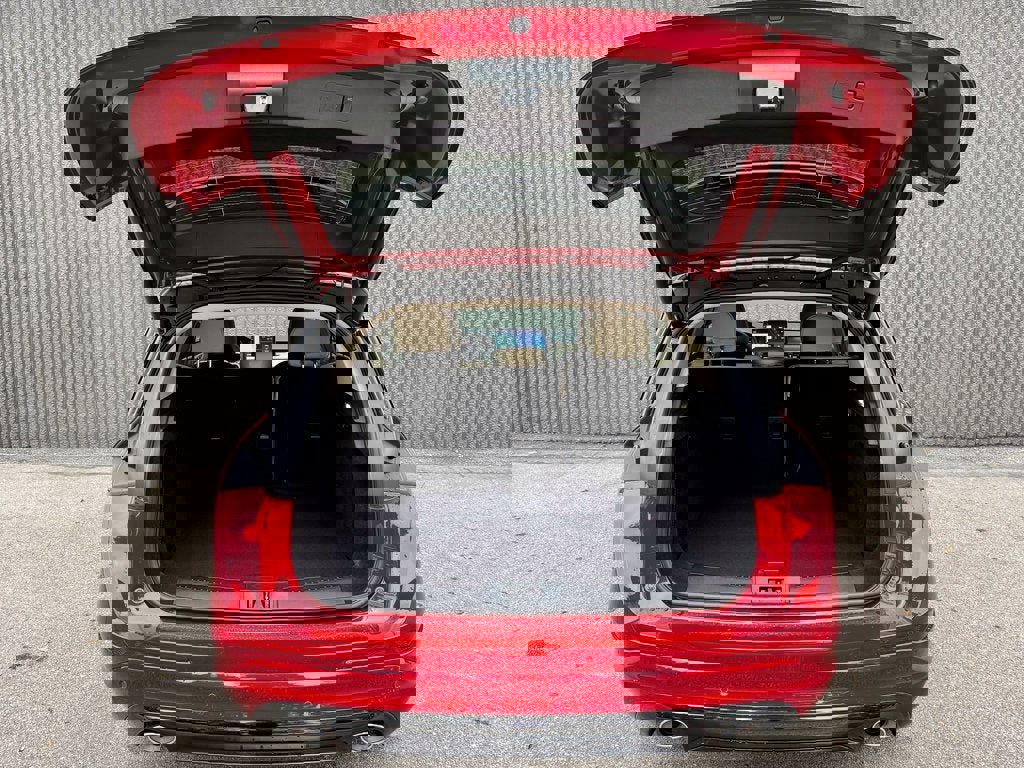 New 2025 Lincoln Corsair AWD w/ Equipment Group 101A image 15