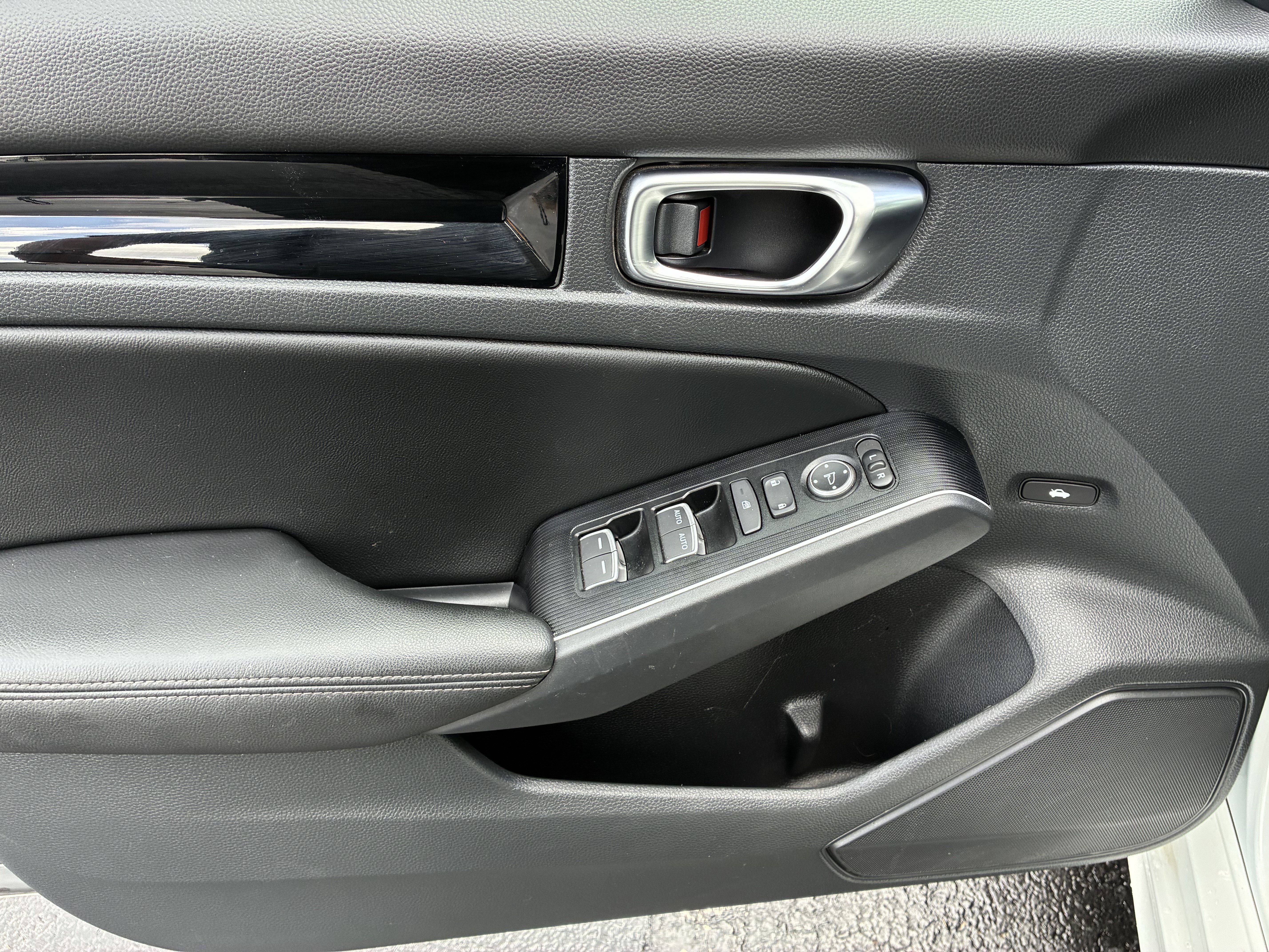 Used 2025 Honda Civic Sport Touring image 22