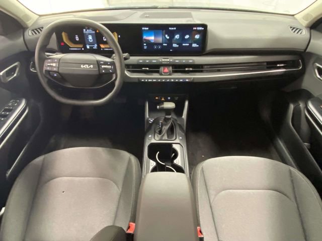 Used 2025 Kia K4 LXS image 10