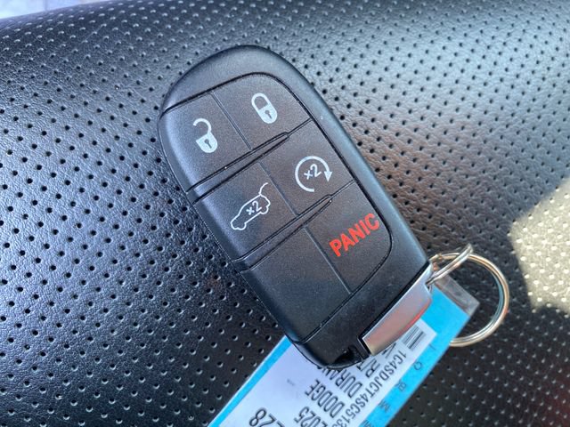 Used 2025 Dodge Durango R/T AWD/4WD image 26