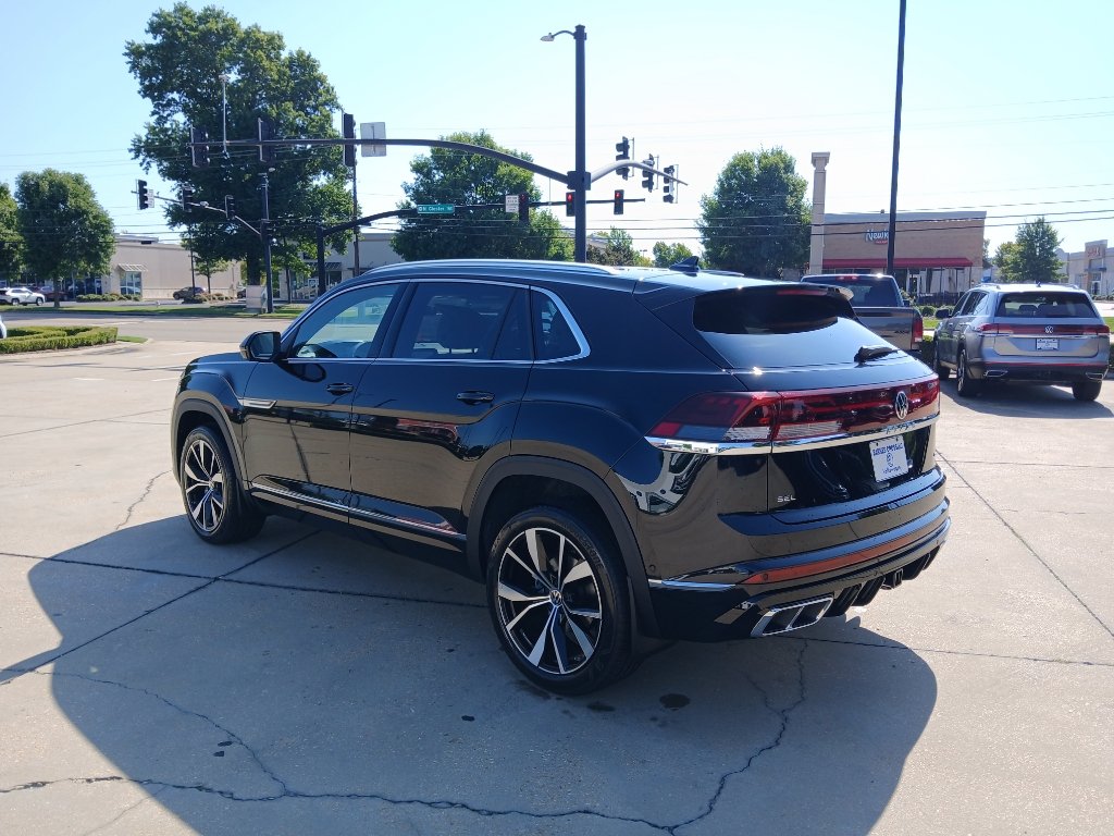 New 2026 Volkswagen Atlas Cross Sport SEL Premium R-Line AWD/4WD image 5