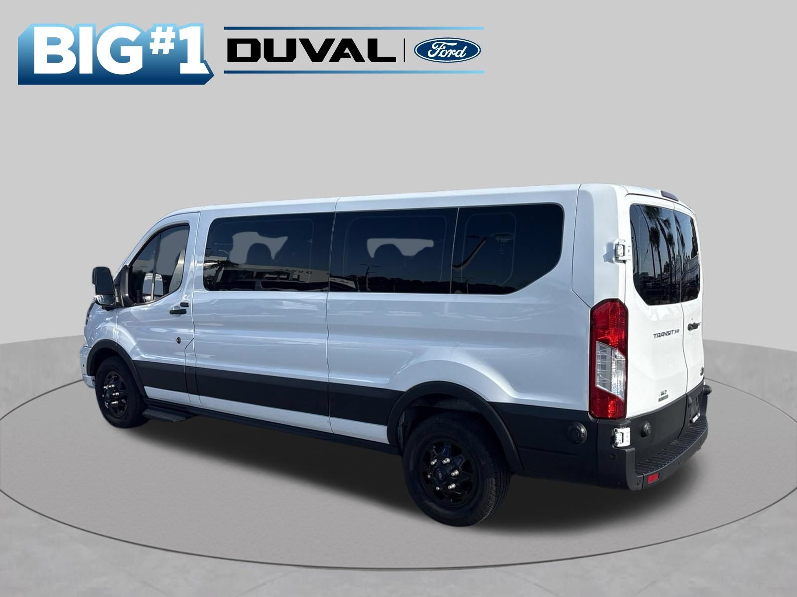 Used 2024 Ford Transit 350 XLT AWD/4WD image 4