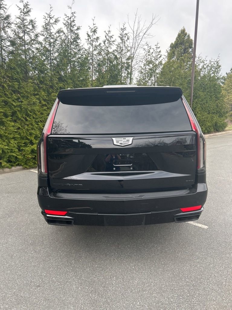 Used 2022 Cadillac Escalade ESV Sport w/ Touring Package image 28