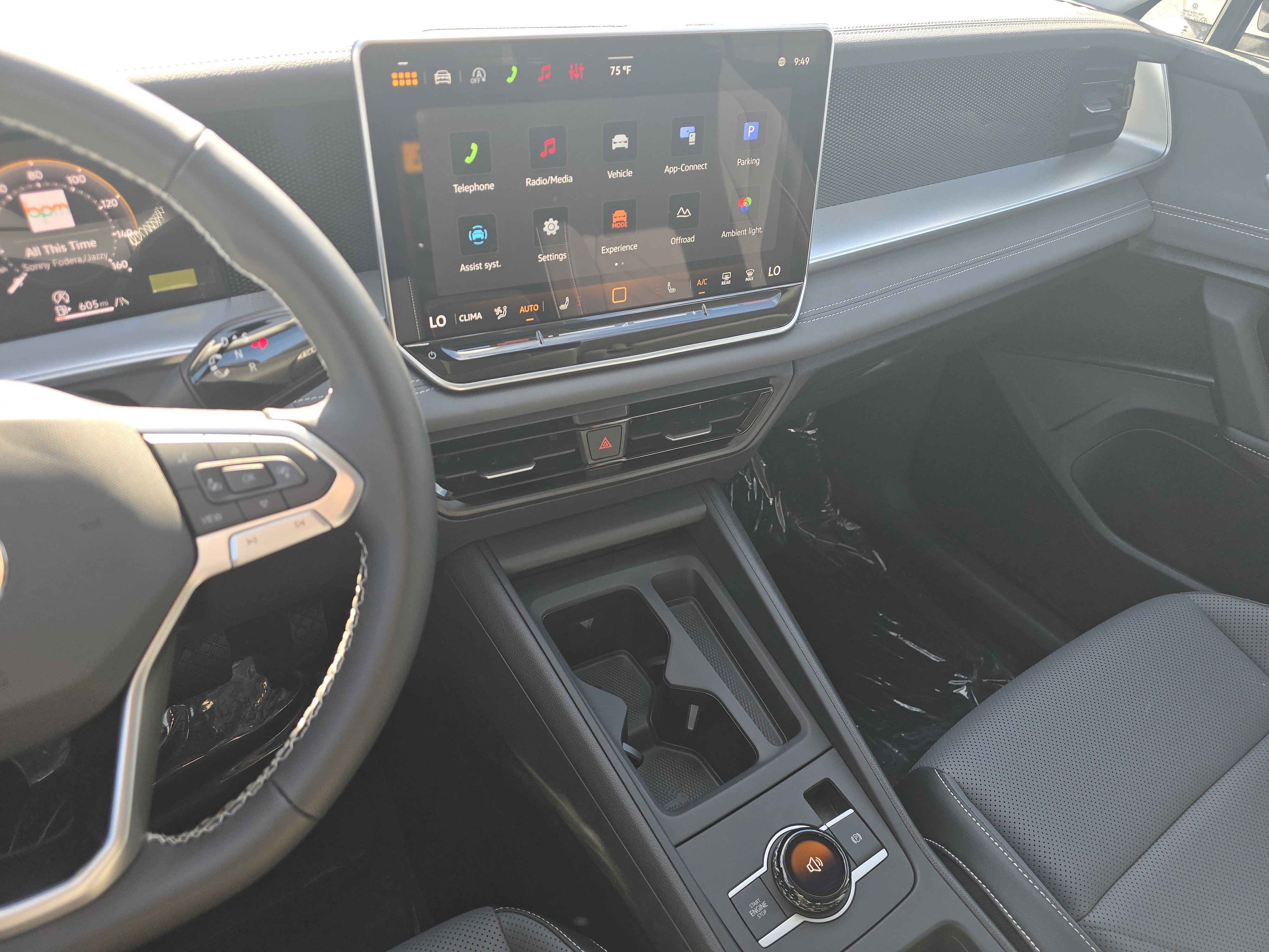 New 2026 Volkswagen Tiguan SE image 23