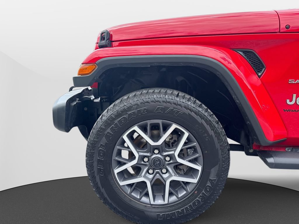Used 2024 Jeep Wrangler Unlimited Sahara AWD/4WD image 14