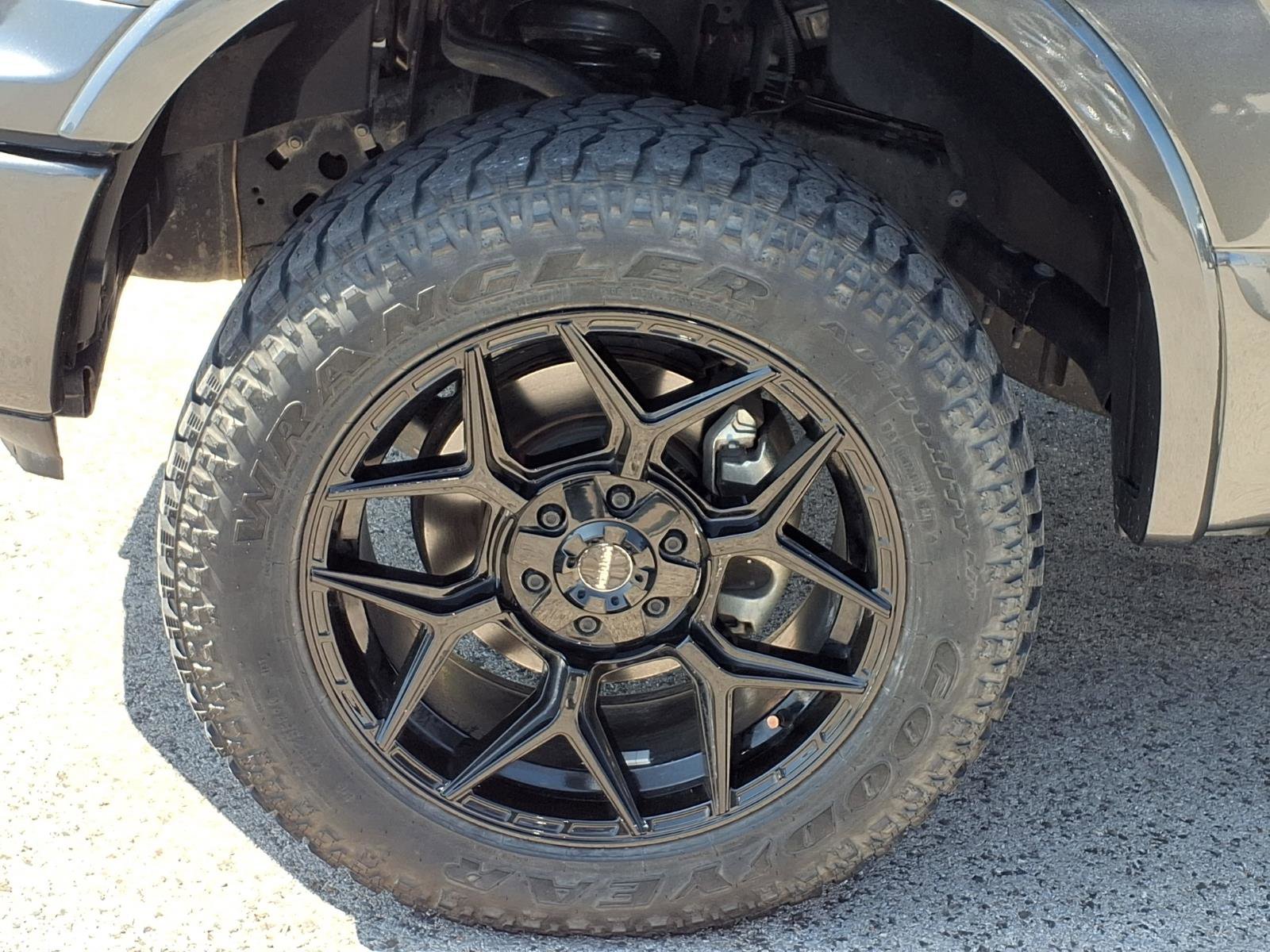 Used 2020 Ford F150 Platinum RWD image 20