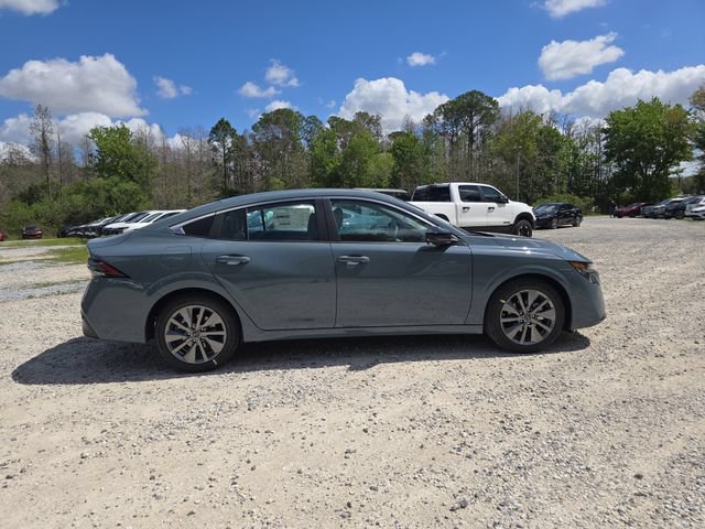 New 2026 Nissan Sentra SL w/ Floor Mat Package FWD image 9