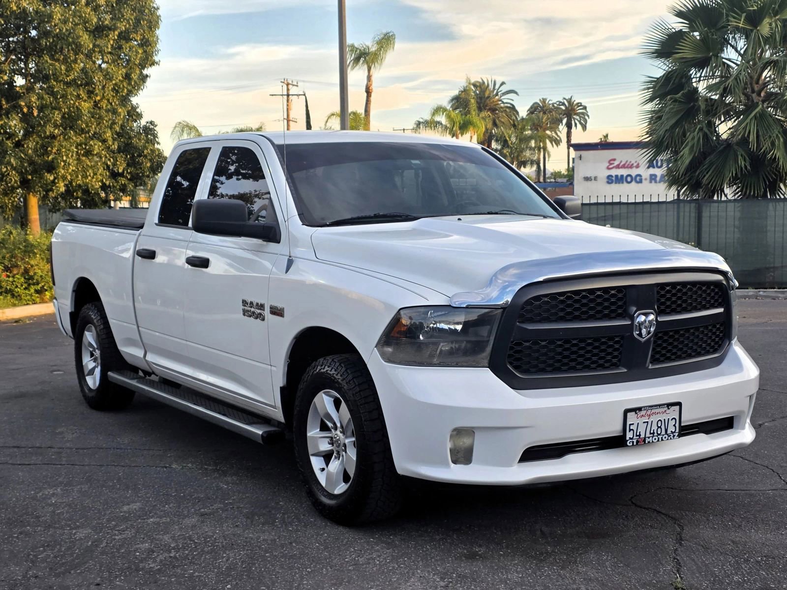 Used 2014 RAM 1500 Express RWD image 2