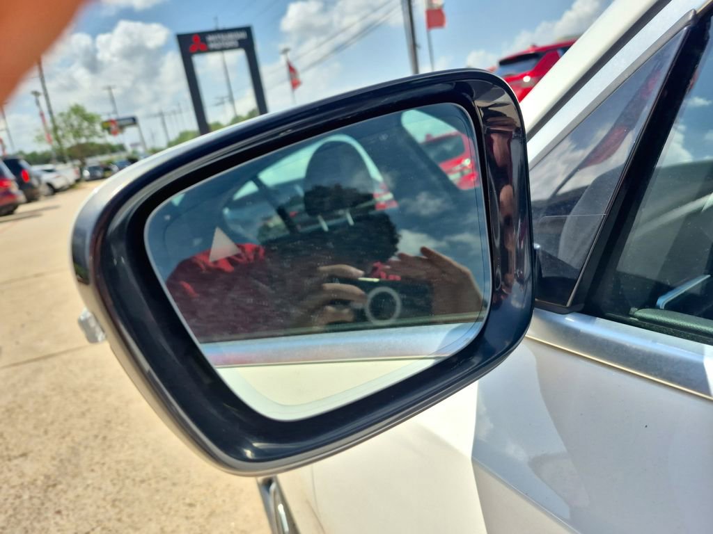 Used 2019 BMW 330i Sedan w/ Driving Assistance Package RWD image 16