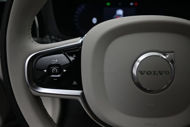 New 2026 Volvo XC60 B5 Ultra w/ Protection Package Premier AWD/4WD image 15