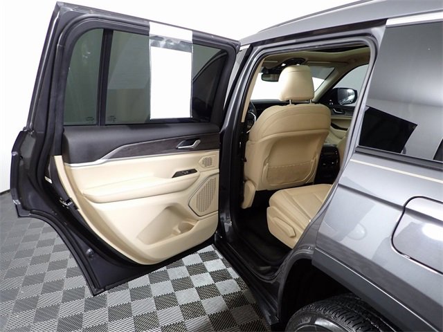 Used 2021 Jeep Grand Cherokee L Limited image 31