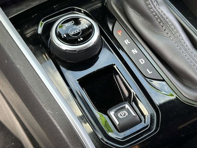 Used 2024 Chevrolet Colorado Trail Boss AWD/4WD image 14