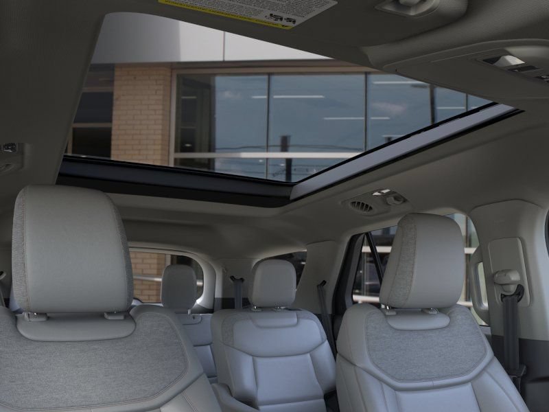 New 2026 Ford Explorer Active w/ Active Comfort Package AWD/4WD image 23