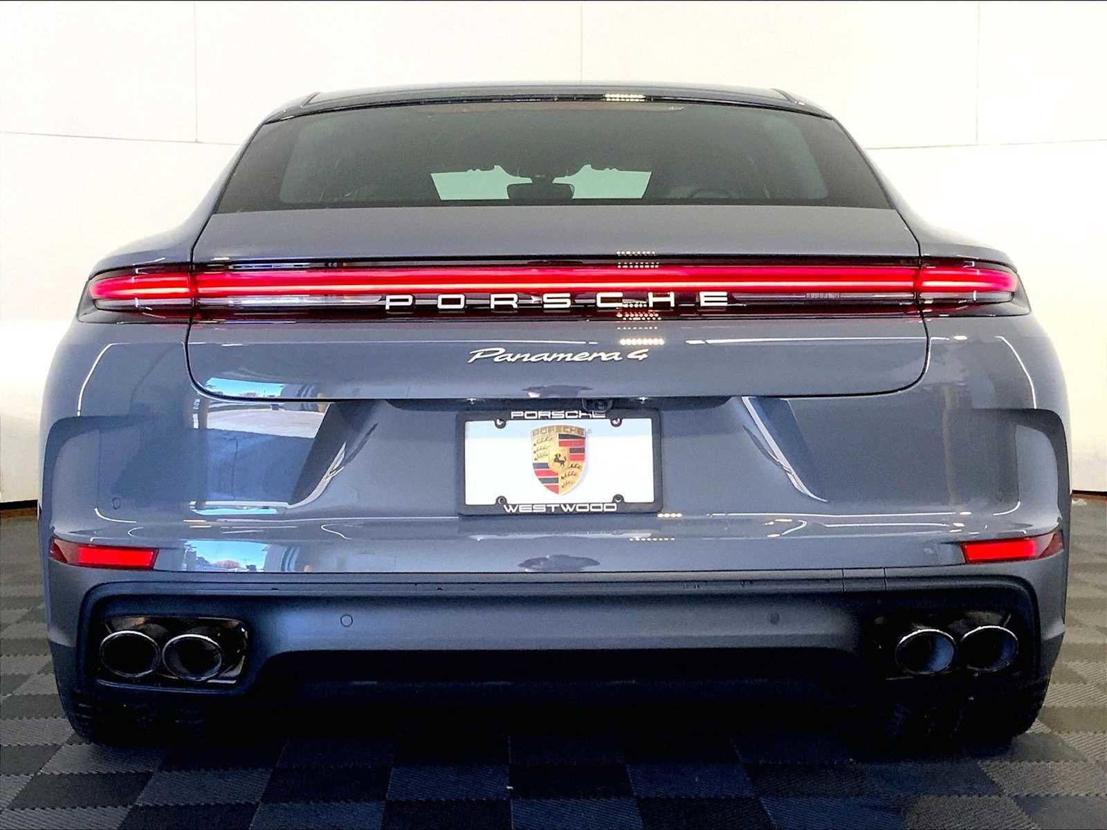 New 2026 Porsche Panamera 4 image 6