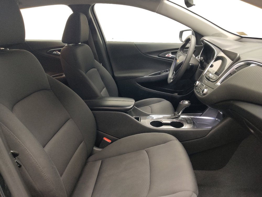 Used 2020 Chevrolet Malibu LT FWD image 21