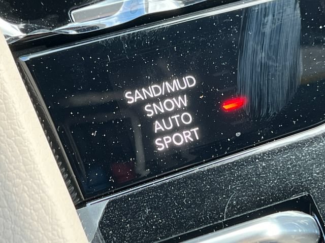 New 2026 Jeep Grand Cherokee L Limited w/ Limited Altitude Package AWD/4WD image 30