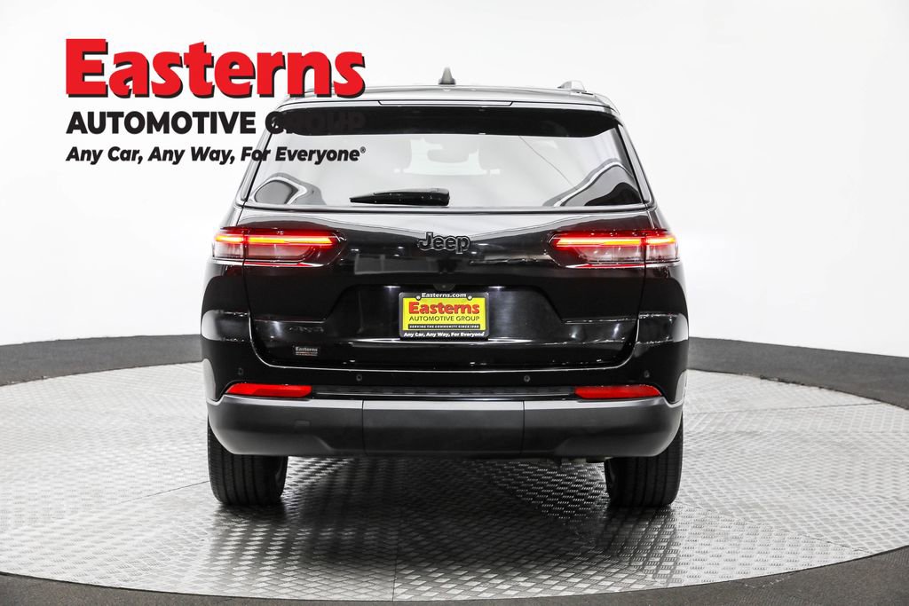 Used 2023 Jeep Grand Cherokee L Laredo image 6
