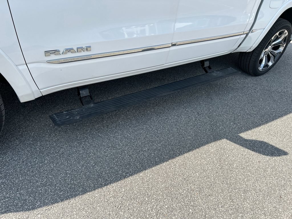 Used 2021 RAM 1500 Limited AWD/4WD image 19