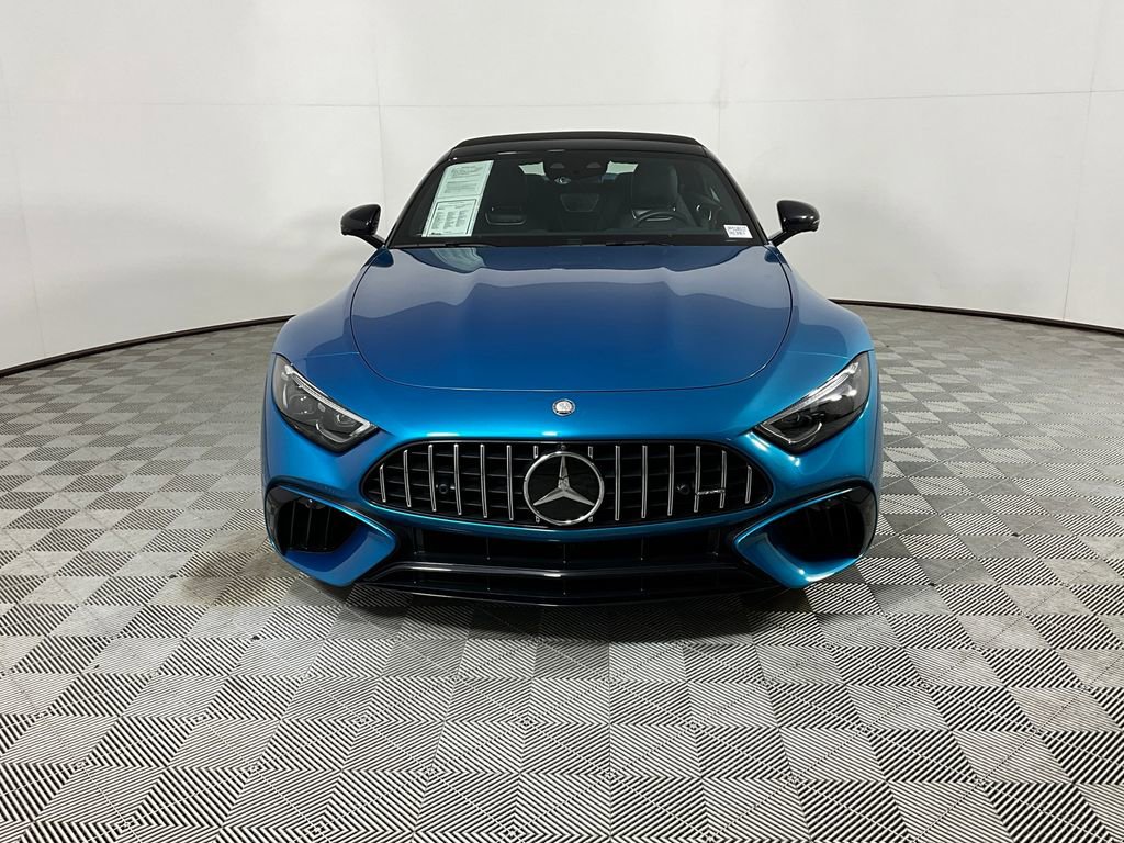 Used 2023 Mercedes-Benz SL 63 AMG 4MATIC w/ Driver Assistance Package image 9