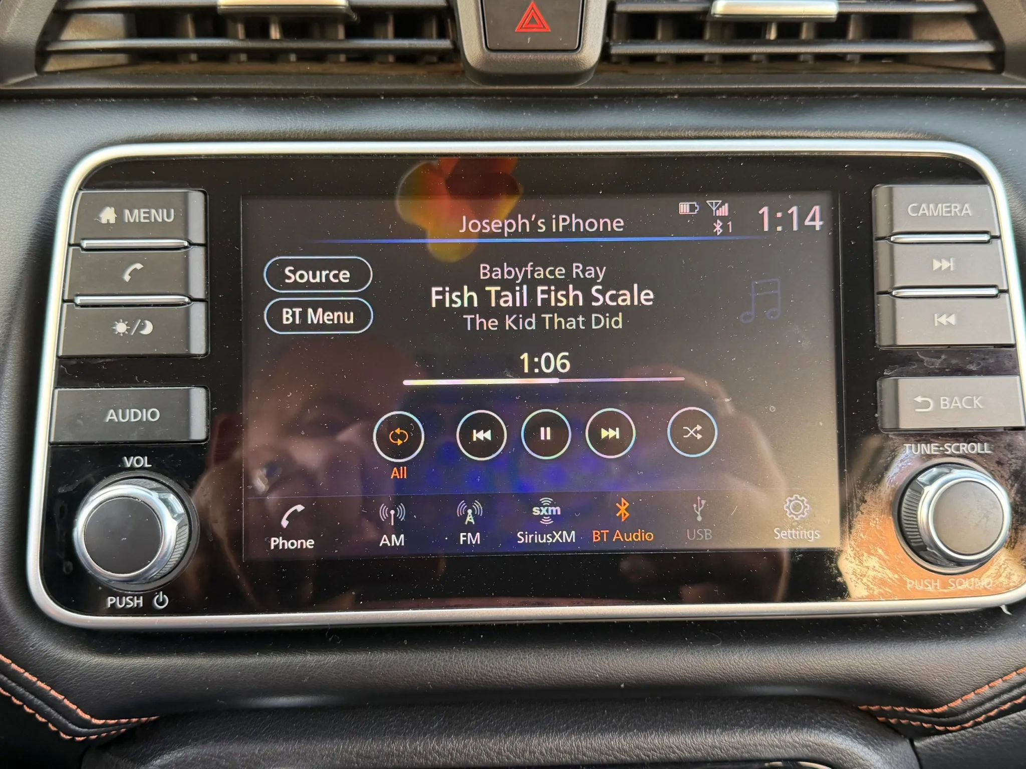 Used 2020 Nissan Versa SR FWD image 13