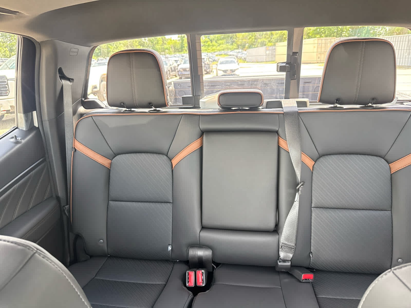 New 2026 GMC Canyon AT4 w/ Technology Plus Package AWD/4WD image 20