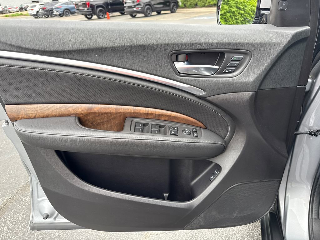 Used 2020 Acura MDX SH-AWD w/ Technology Package image 14