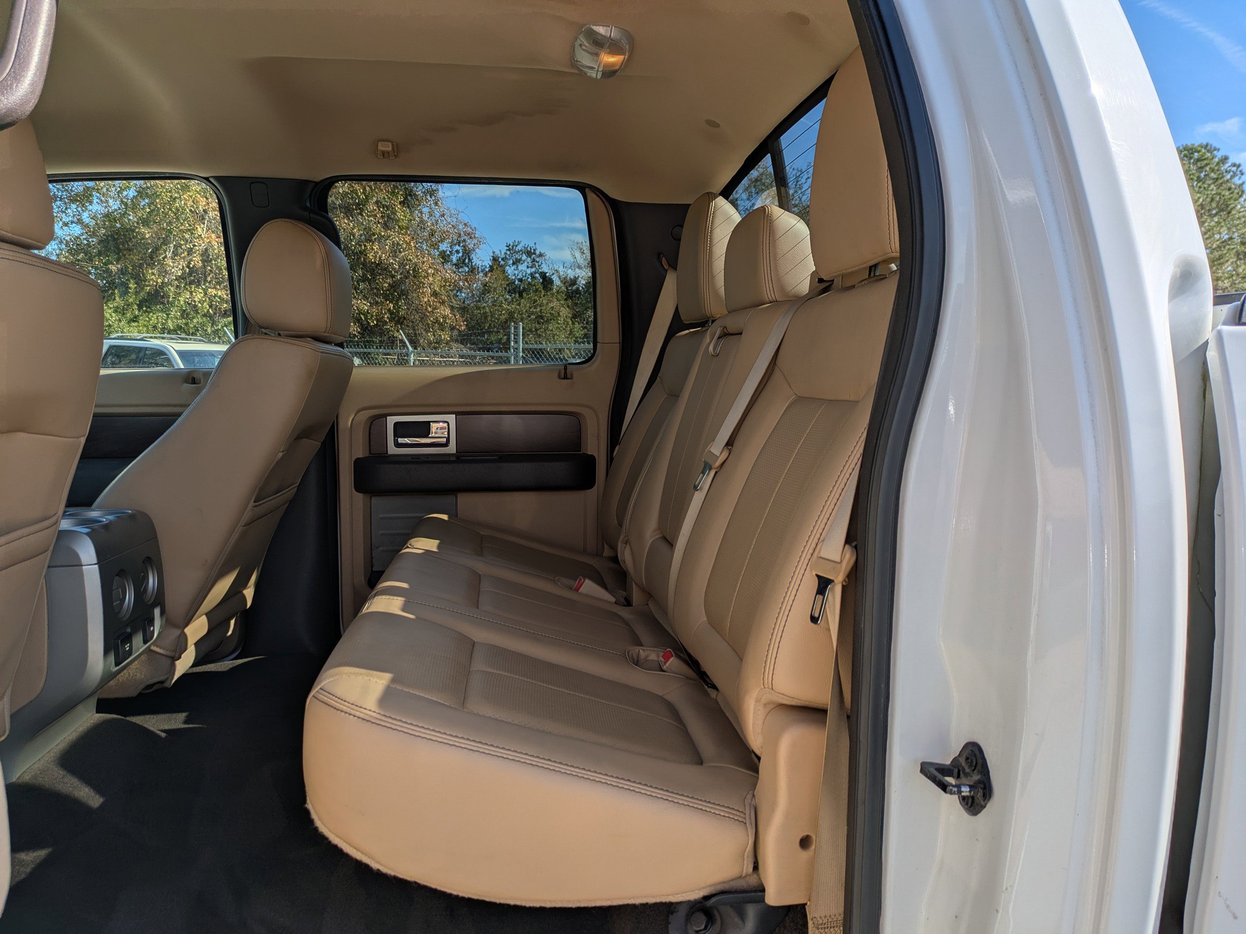 Used 2012 Ford F150 Lariat w/ Lariat Plus Pkg image 13