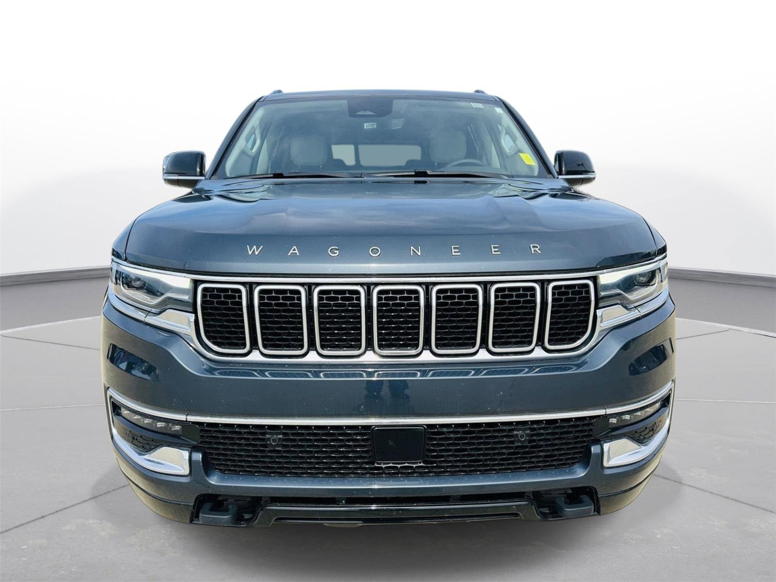 Used 2024 Jeep Wagoneer L 4WD w/ HD Trailer Tow Package image 37