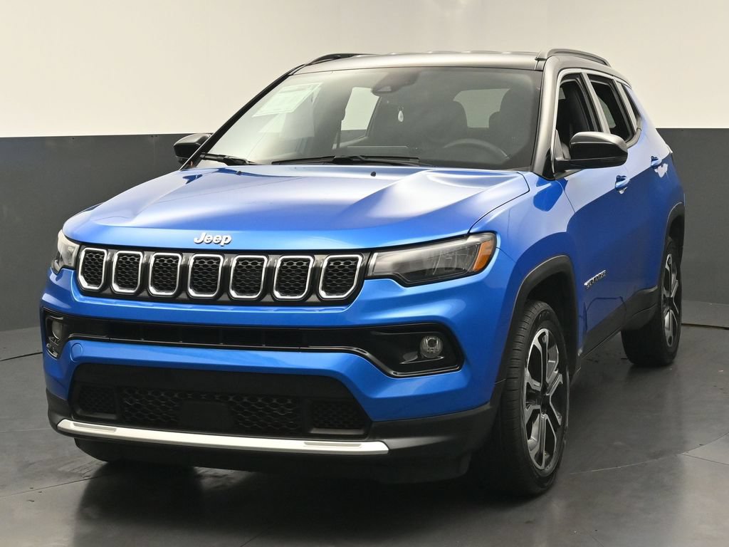 Used 2024 Jeep Compass Limited AWD/4WD image 16