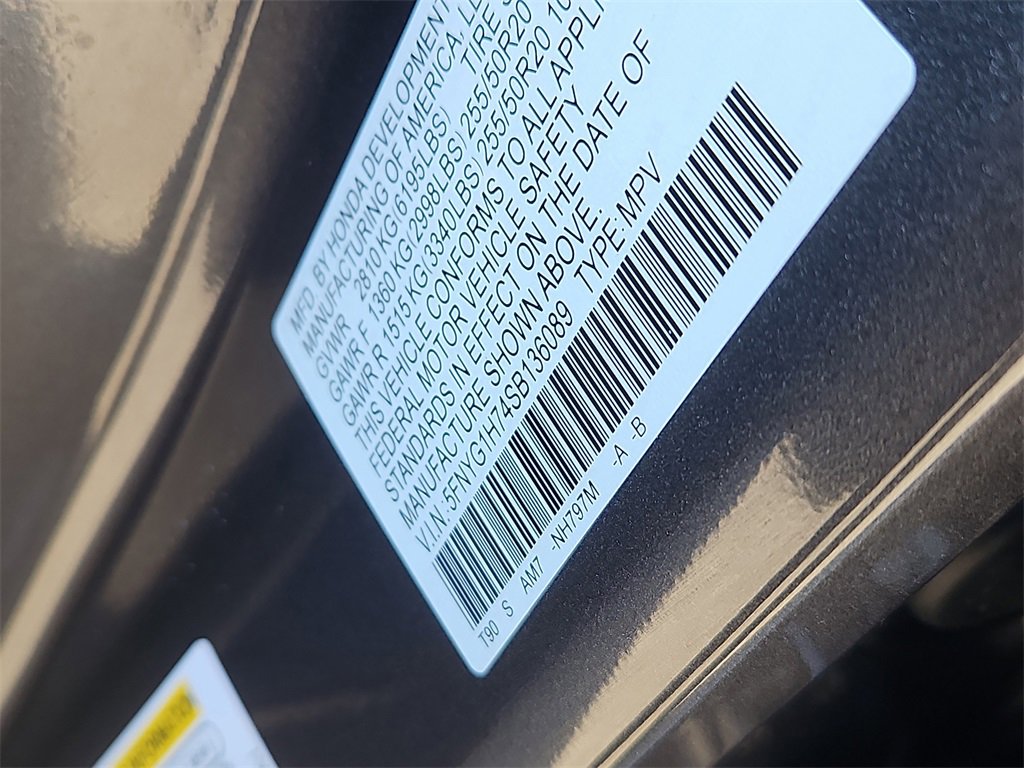 Certified 2025 Honda Pilot Touring image 14