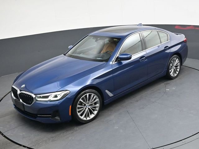 Used 2022 BMW 540i xDrive w/ Premium Package image 27