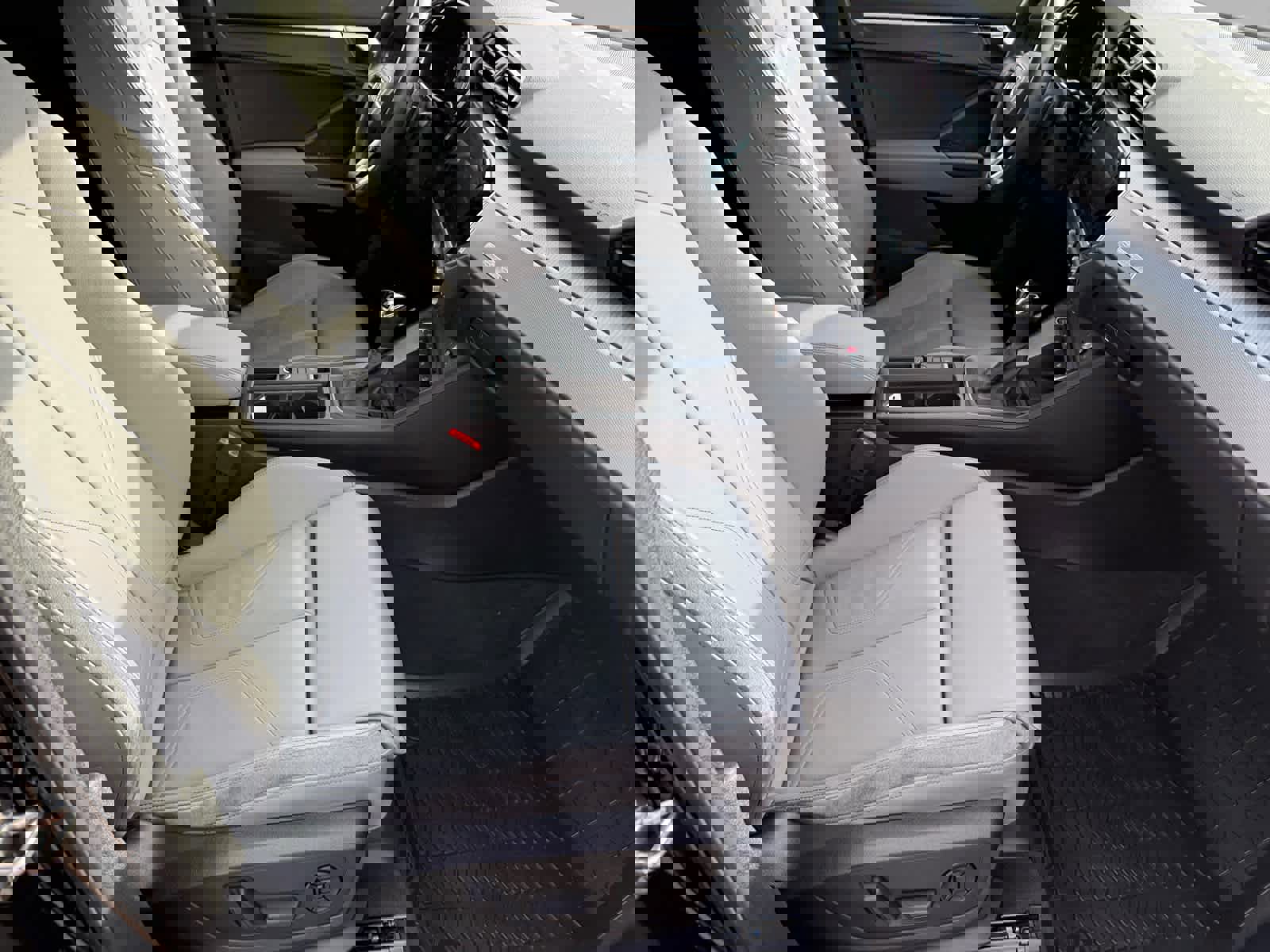 Used 2021 Audi Q3 2.0T Premium Plus w/ Premium Plus Package image 9