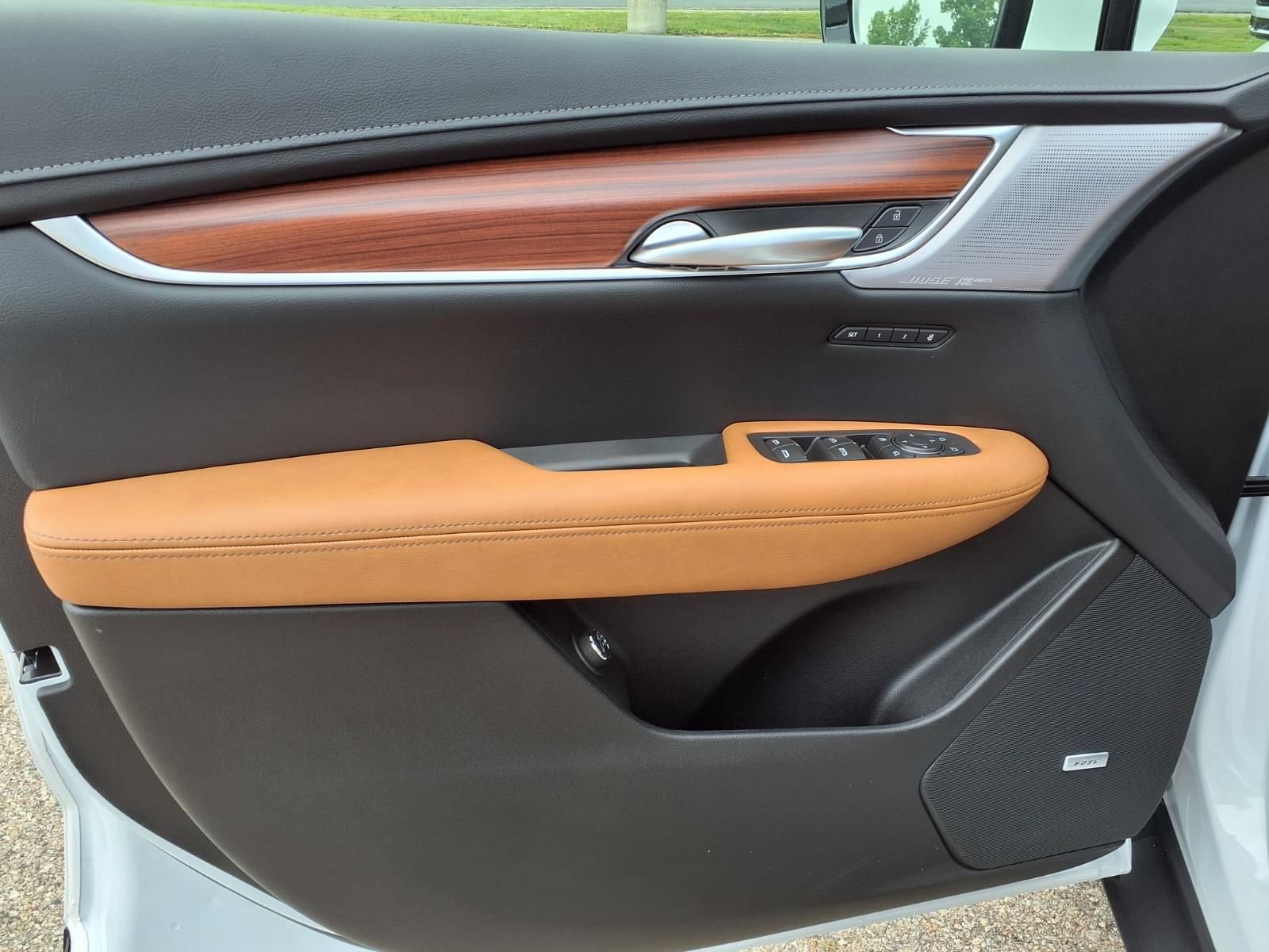 New 2026 Cadillac XT5 Premium Luxury AWD/4WD image 12