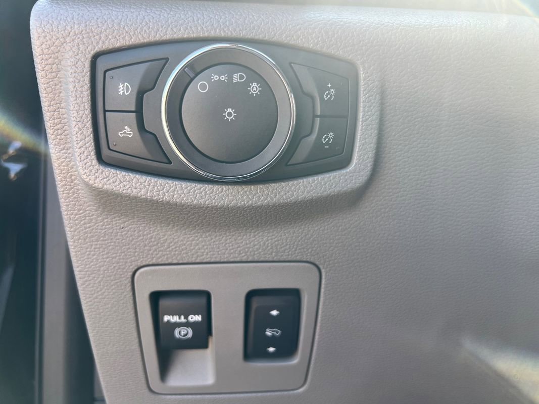 Used 2018 Ford F150 XLT w/ Equipment Group 302A Luxury image 30