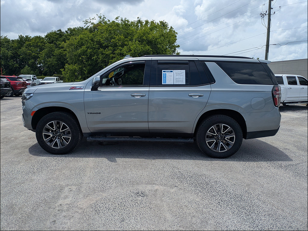 Used 2023 Chevrolet Tahoe Z71 w/ Luxury Package AWD/4WD image 4
