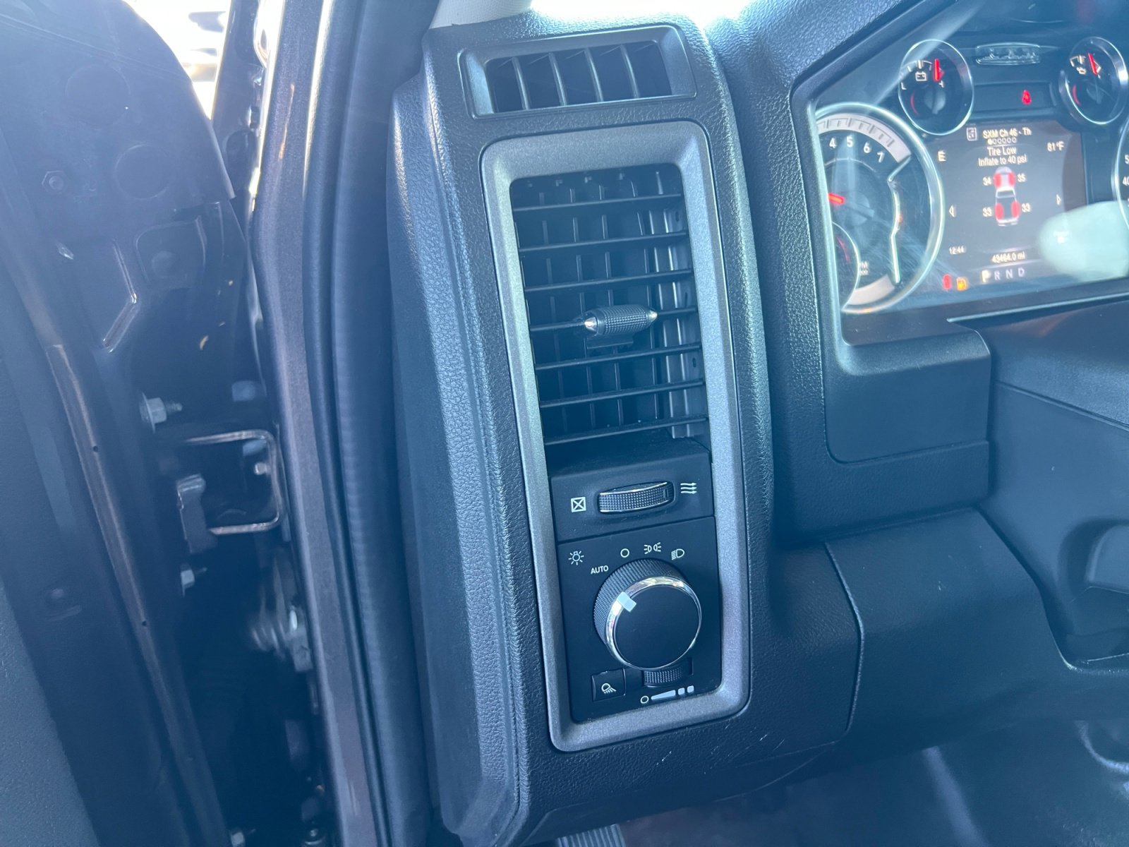 Used 2023 RAM 1500 Tradesman w/ Electronics Group image 17