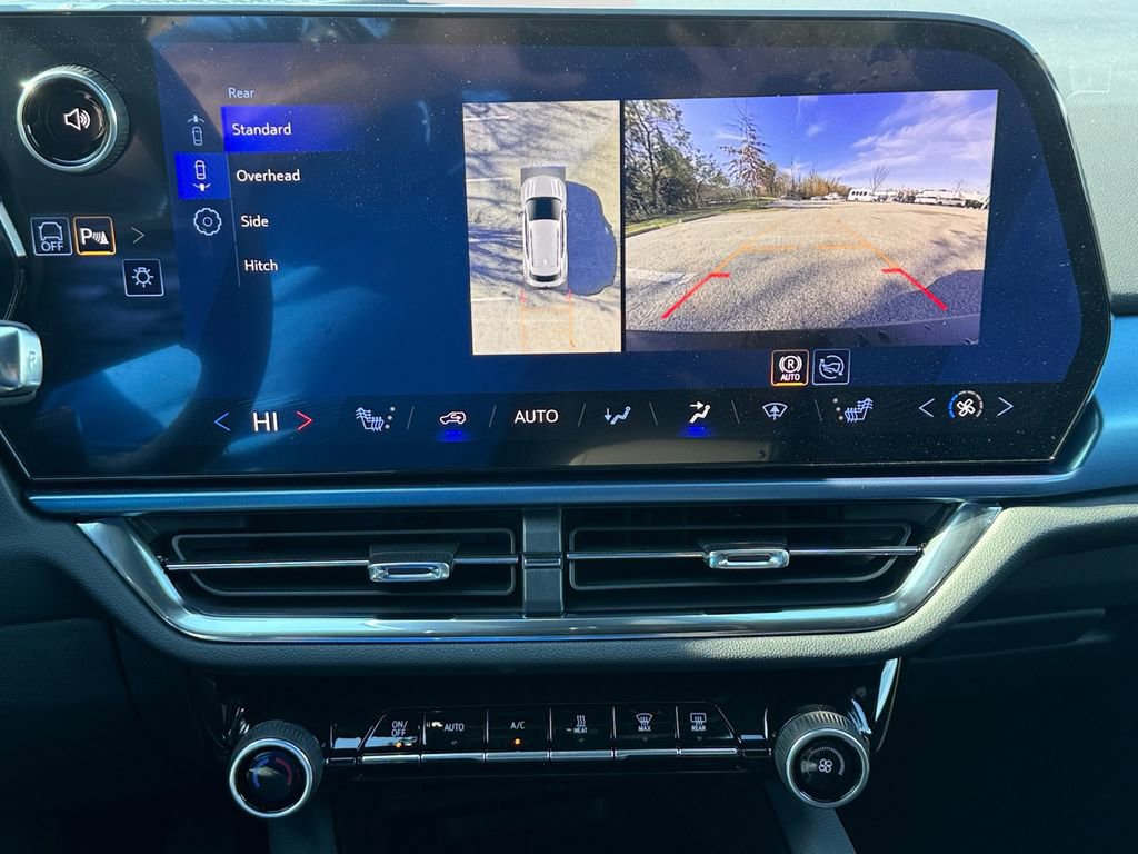 New 2026 Chevrolet Equinox EV LT image 20