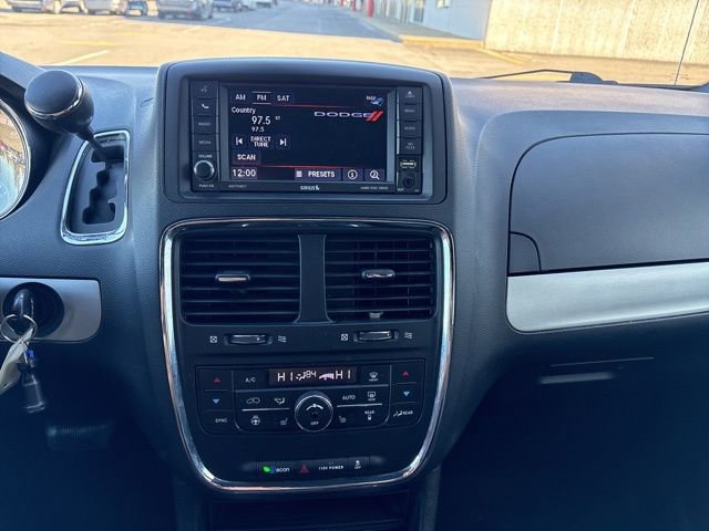 Used 2019 Dodge Grand Caravan GT image 12